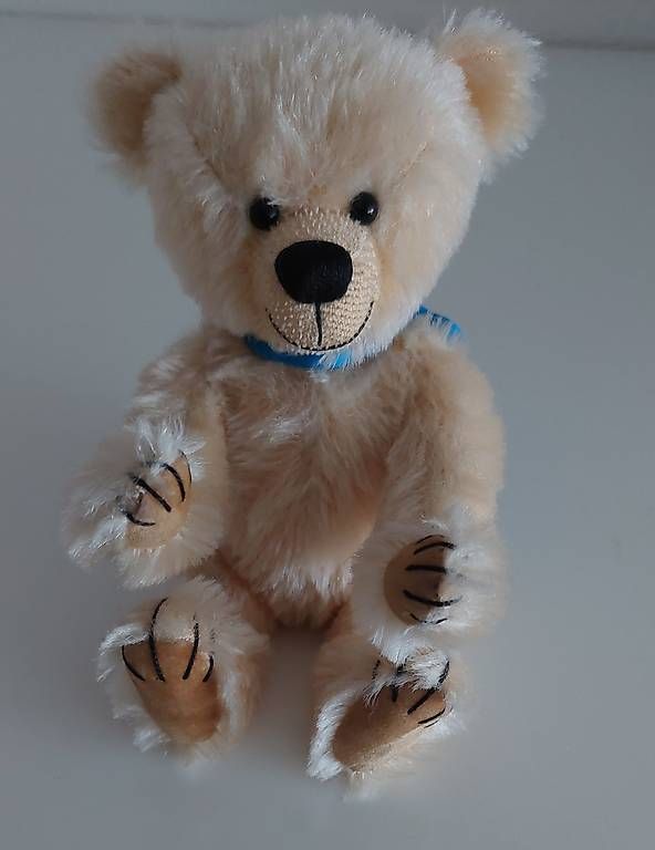 Jouets: Helena Teddybär Fabiola – D'occasion à Hägglingen par bianco04