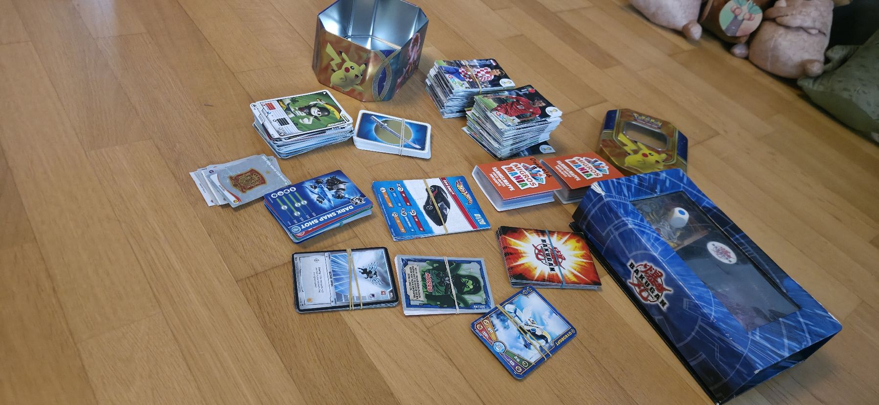 Spiele: Diverse Spiel- und Sammelkarten – Gebraucht aus St.Gallen von Eugsti