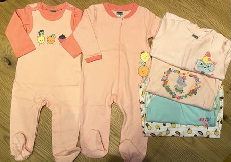 Babykleider Mädchen Grösse 74