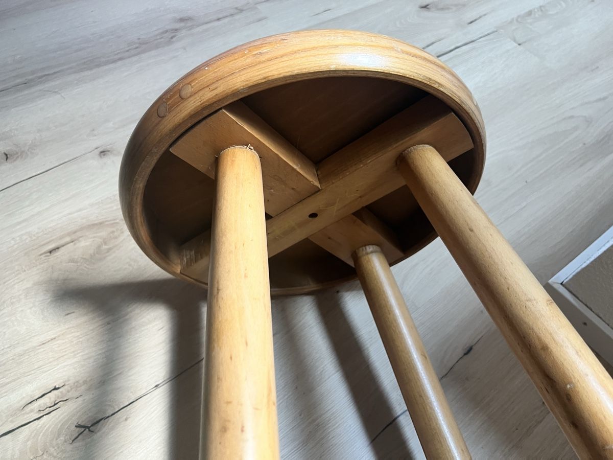 Hocker: 3 Barhocker aus Holz – Gebraucht aus Baldegg von Nu08 2