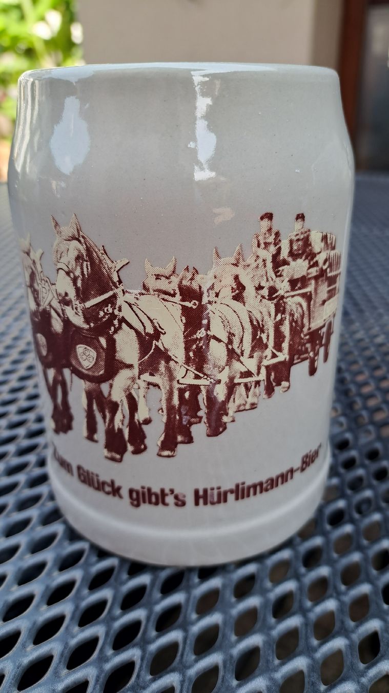Hürlimann Bicchieri: Bierkrüge Steingut von Hürlimann – Nuovo (secondo la descrizione) da Lotzwil venduto da Smart12 1
