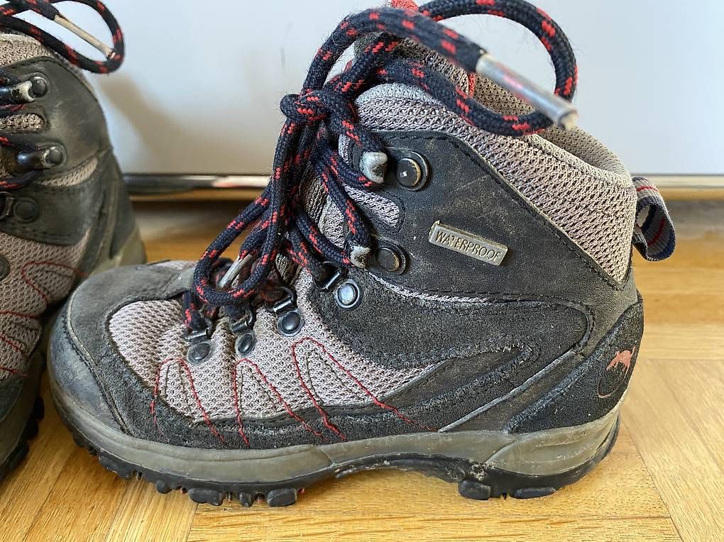 Trevolution Scarpe per ragazzi: Wanderschuhe TREVOLUTION Gr. 29 – Usato da Urdorf venduto da Resumasa 1