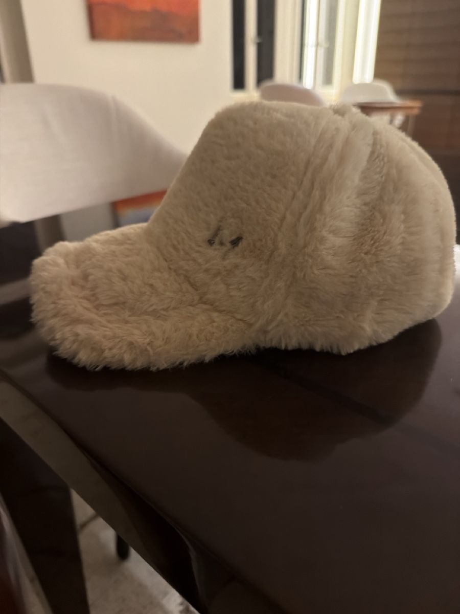 Altro in  Abbigliamento & Accessori: Baseball Cap Teddyfell Optik beige verstellbar – Nuovo (secondo la descrizione) da Zürich venduto da joyfulgrace 2