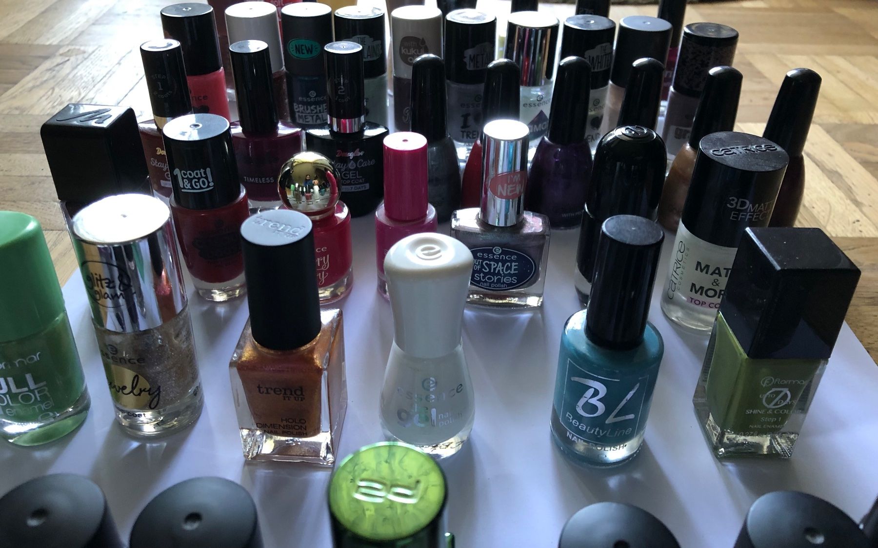 Smalto per unghie: 62 Nagellacke – Usato da Mollis venduto da ges_vlm6 4