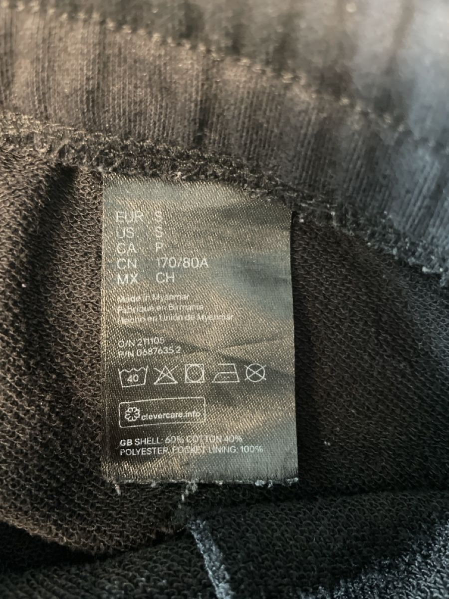 H&M Pantaloni: Shorts Grösse S, schwarz, Mid Length – Usato da Neuenkirch venduto da balani 3