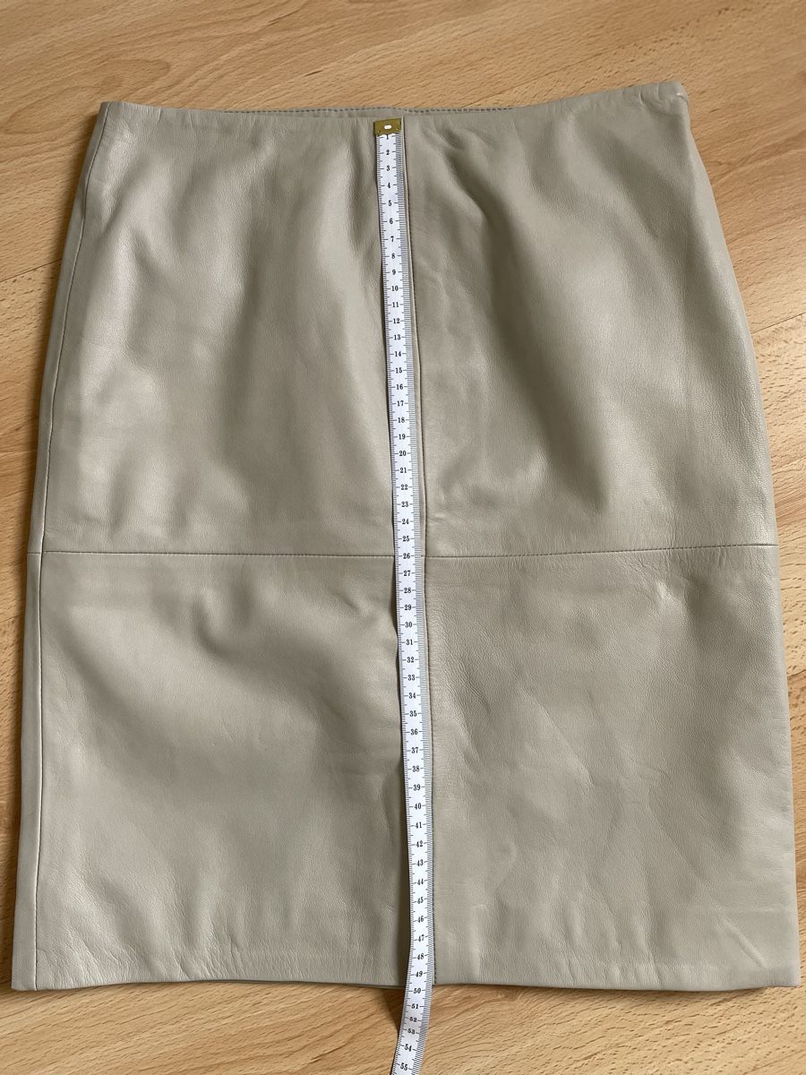 Gonne: Beige leather skirt - never worn - size 34 – Nuovo (secondo la descrizione) da Fischbach-Göslikon venduto da Vera2109 1