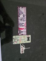 Souvenir Set Paris Eiffelturm Flaschenoeffner Magnet