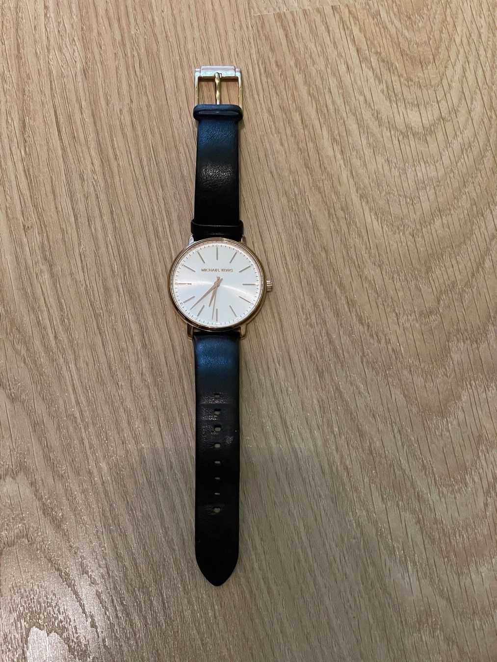 Michael Kors Orologi: Michael Kors Damenuhr mit 3 Armbändern – Usato da Zufikon venduto da SULMI02 6