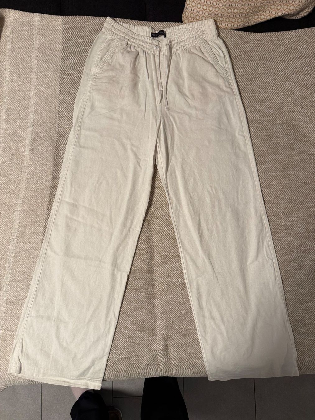 Hosen: Weisse Leinenhose von Marks & Spencer – Gebraucht aus Zofingen von zac_spc2