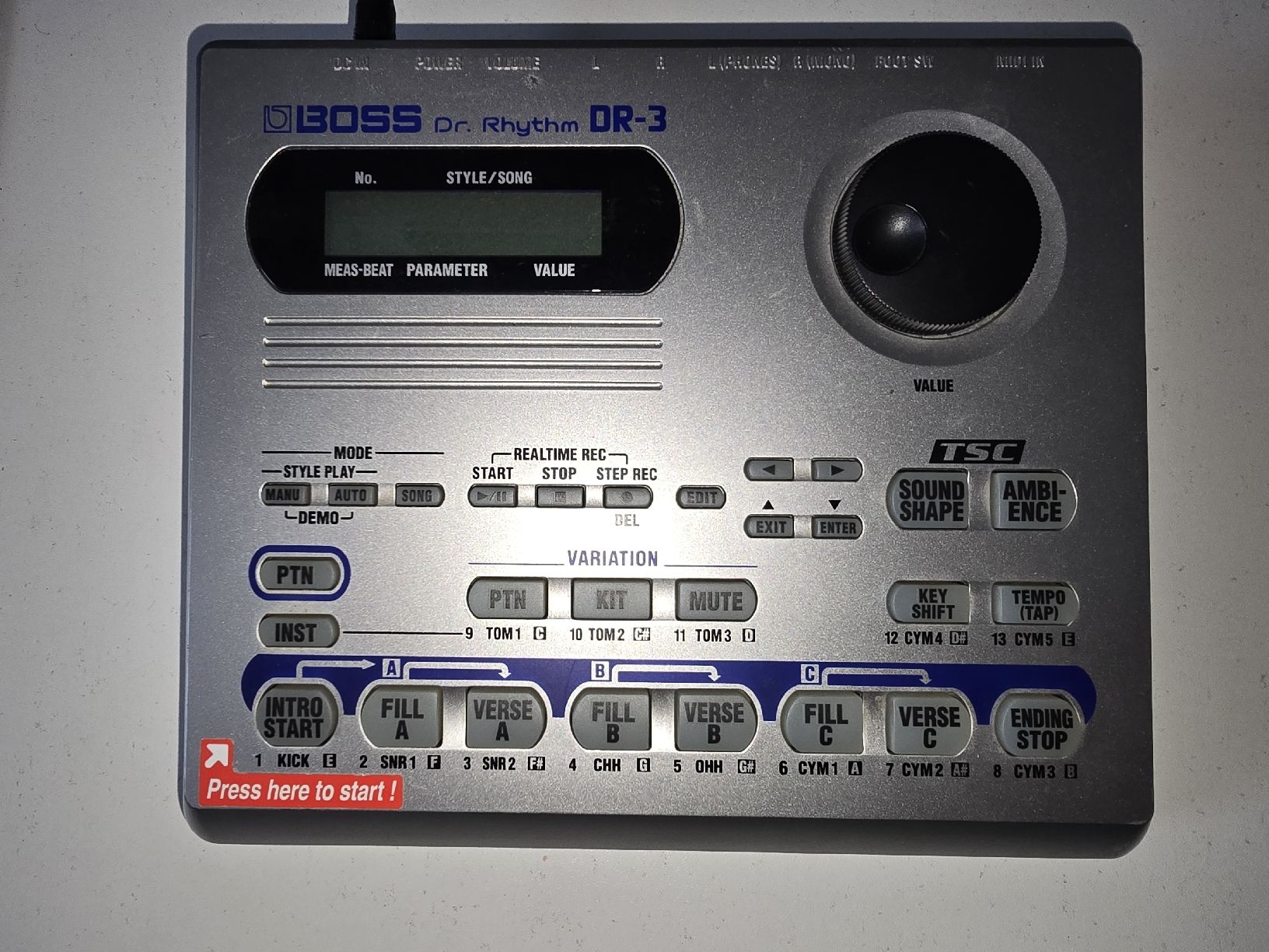 Boss Strumenti musicali: BOSS DR-3 DR. RHYTHM ....GEM. BILDER MIT NETZTEIL .... – Usato da Zürich venduto da Antiquedealer