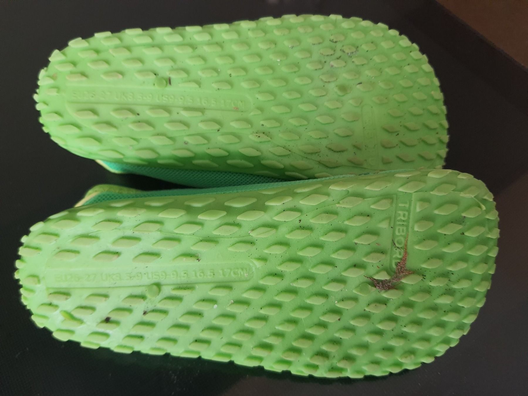 Scarpe per ragazzi: chaussures pour la plage – Usato da Montmollin venduto da islachat 1