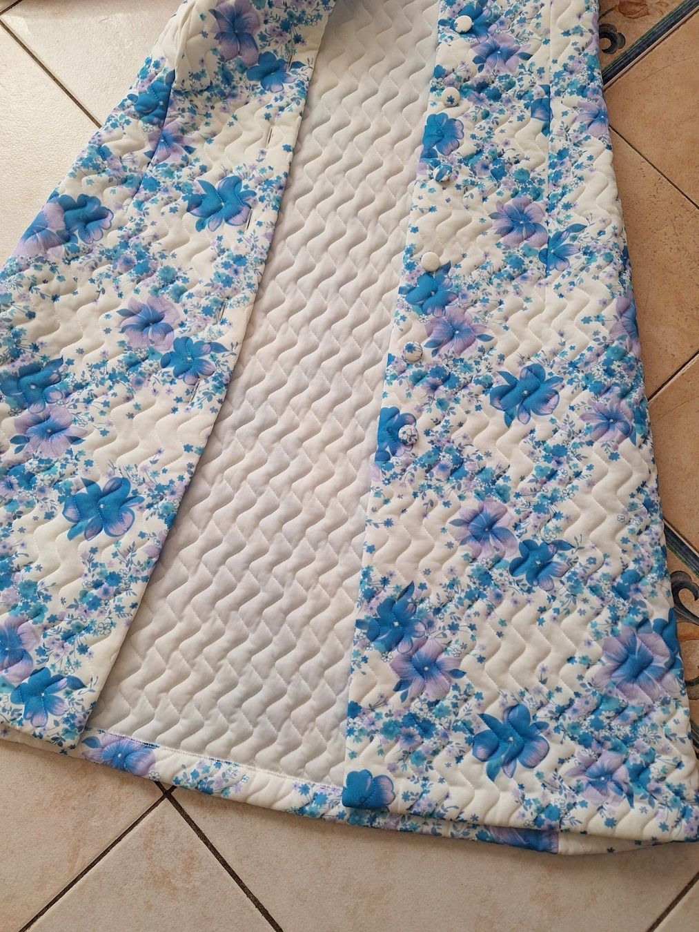 Accappatoi: Robe de chambre Vintage 36-38 – Usato da St-Triphon venduto da Jldr0 9