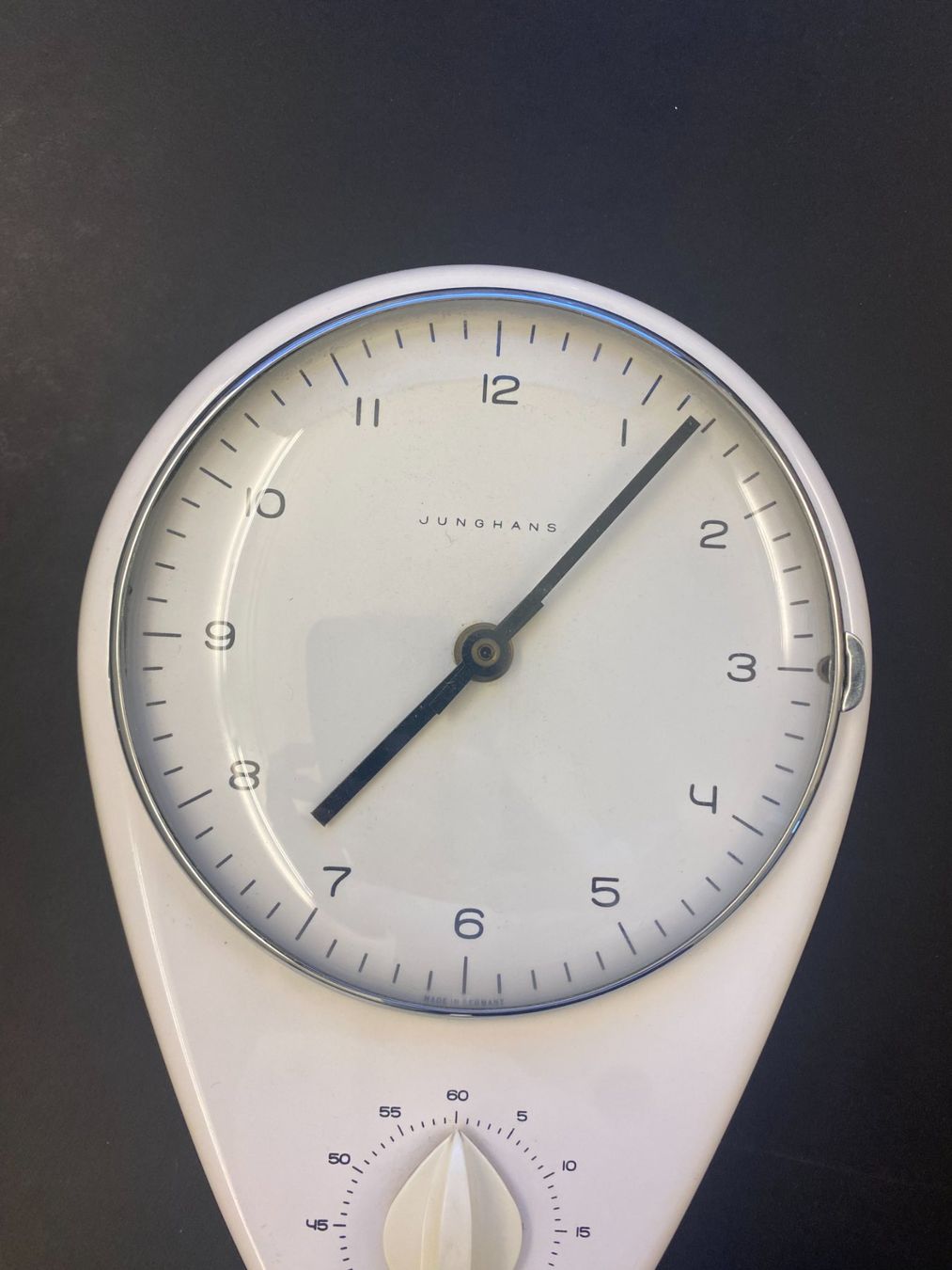 Junghans Orologi da terra & Orologi da parete: Junghans Max Bill Küchenuhr mit Kurzzeitmesser – Usato da Basel venduto da jansim123 1