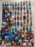 Lego Figuren Konvolut mit Zubehör