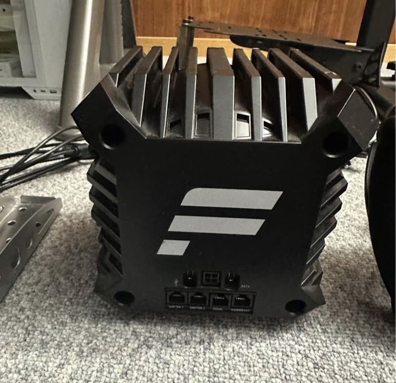 Verkaufe mein Fanatec Simracing-Setup (Gebraucht) in Wienacht-Tobel für ...