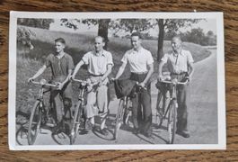 Männer-Velosusflug nach Oberhofen, wer kennt sie? 1941