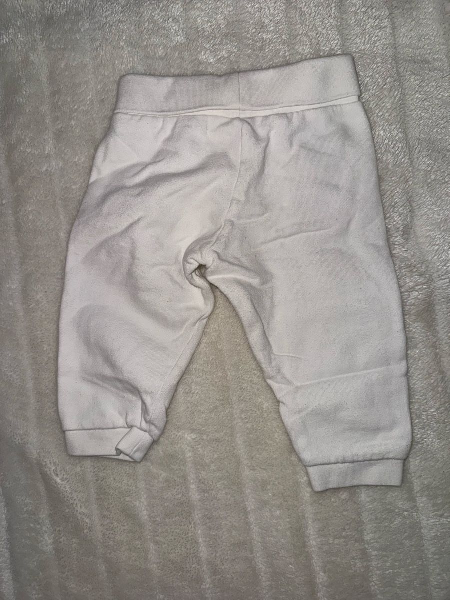 Esprit Pantaloni: Esprit Jogginghose 6 Monate – Usato da Aarburg venduto da Da-Lila 1
