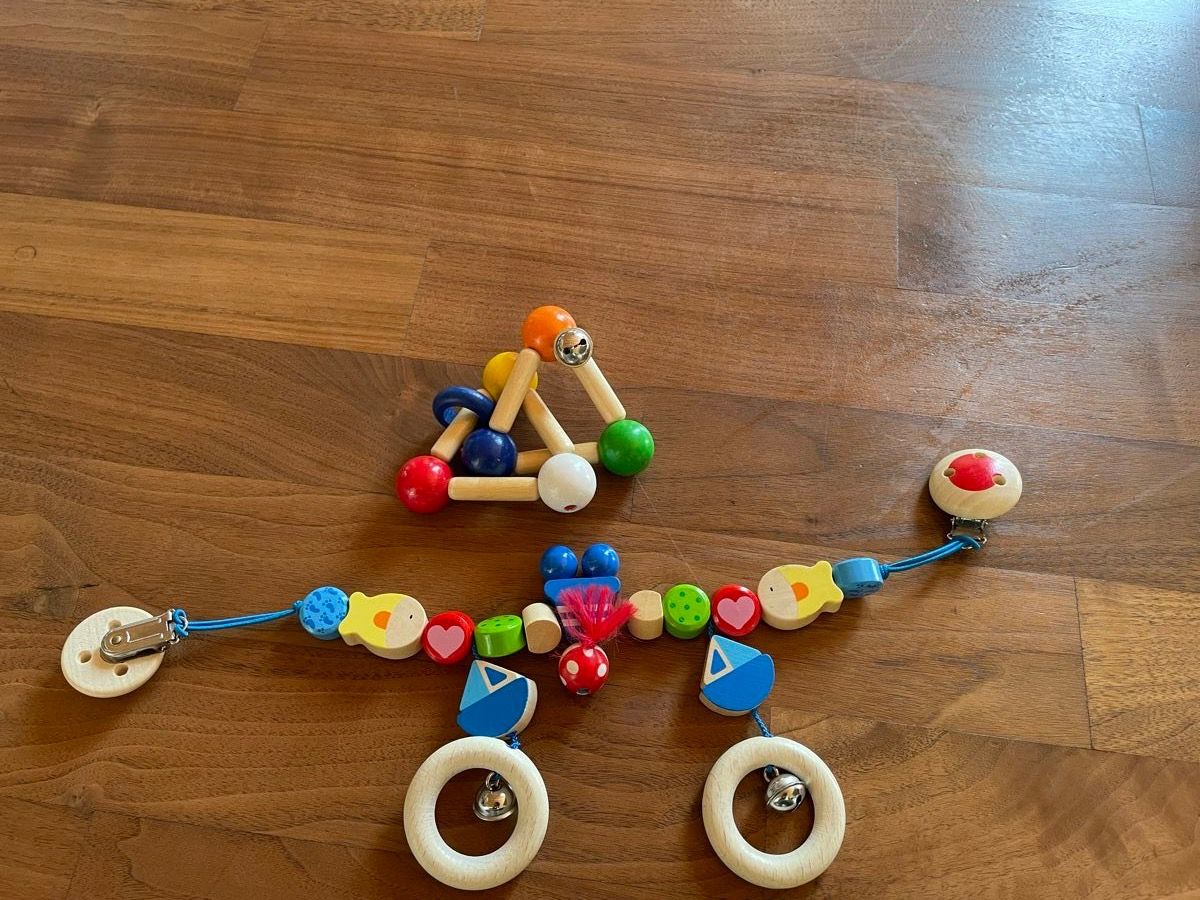 Spielzeuge: Baby Spiele aus Holz – Gebraucht aus Dietlikon von Leandro06
