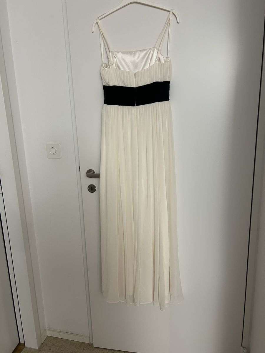 Robes: Kleid mit Bolero – D'occasion à Zürich par jas_8ykz 1