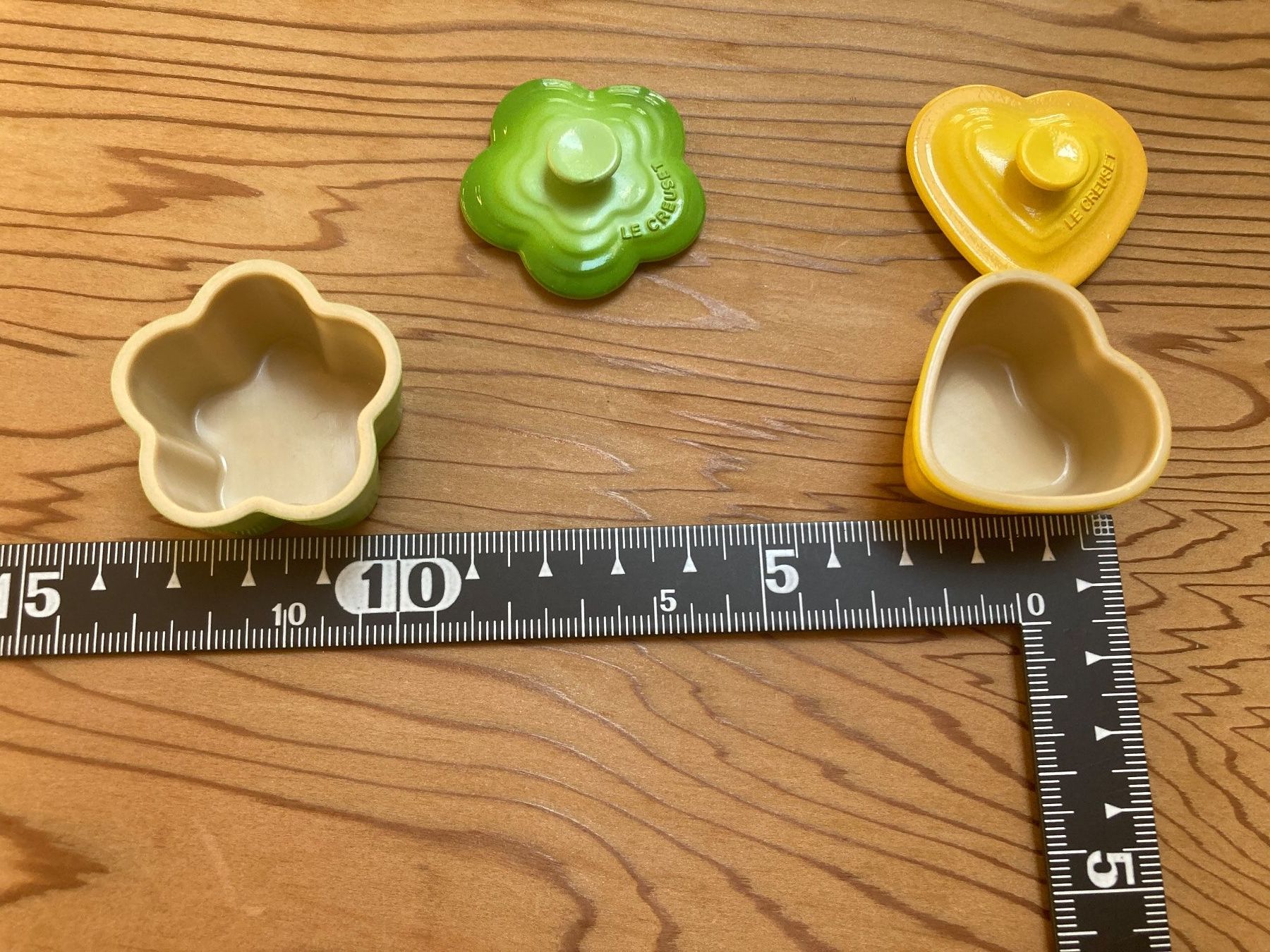 Magnete: Le Creuset Magnete und Behälter – Neu und originalverpackt aus Vallamand von Minifigure 7