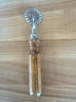 Teig Roller / Schneider mit Holz Griff