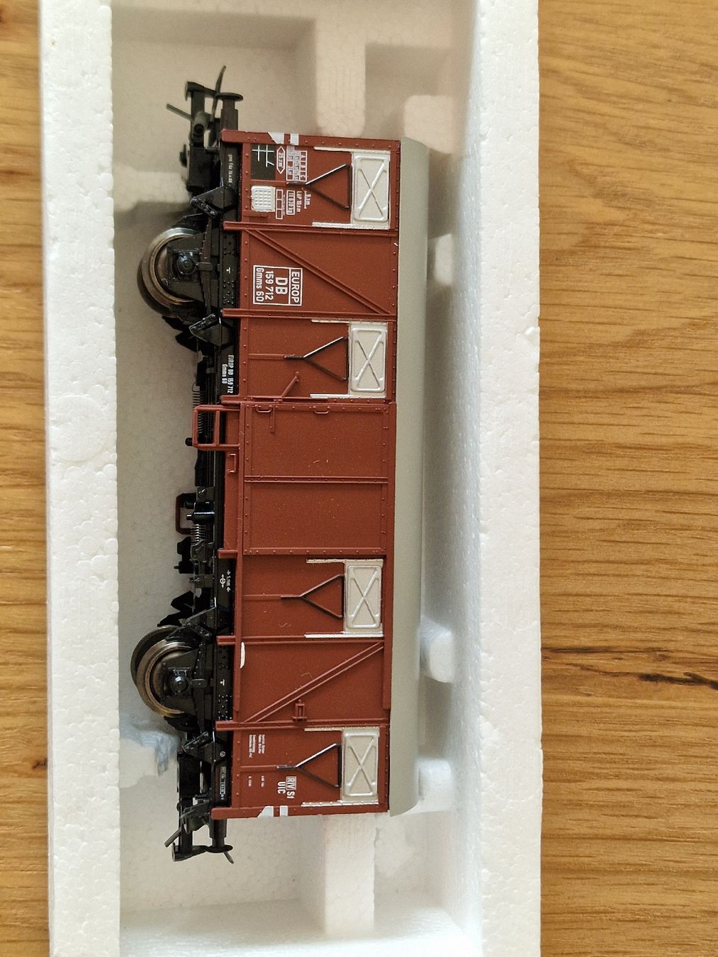 Roco Modellini di ferrovie: DB Güterwagen H0 – Usato da Matten b. Interlaken venduto da lor_hr9w 6