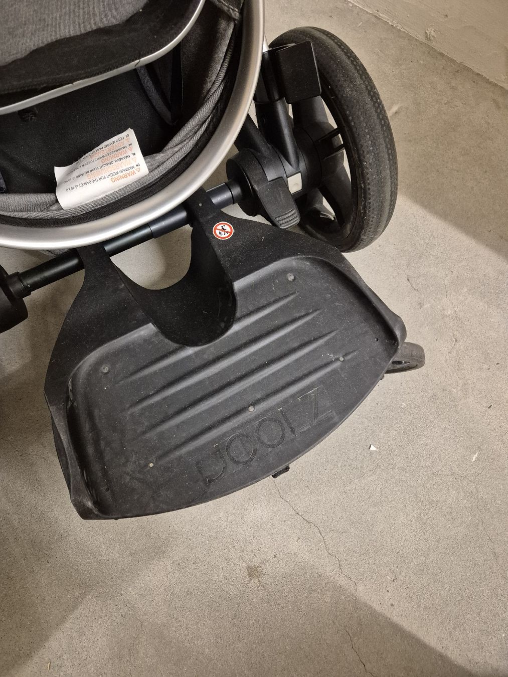 Joolz Carrozzine: Joolz Geo Kinderwagen Komplettset – Usato da Au ZH venduto da kayha 3