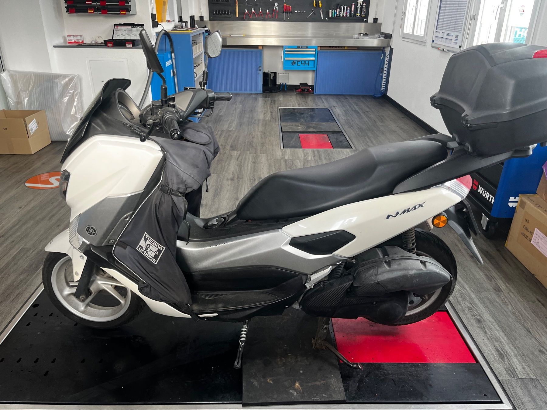 Yamaha Scooters: Yamaha NMAX 125 Roller – Defekt aus Laufen von Dreier_Motos_AG 2