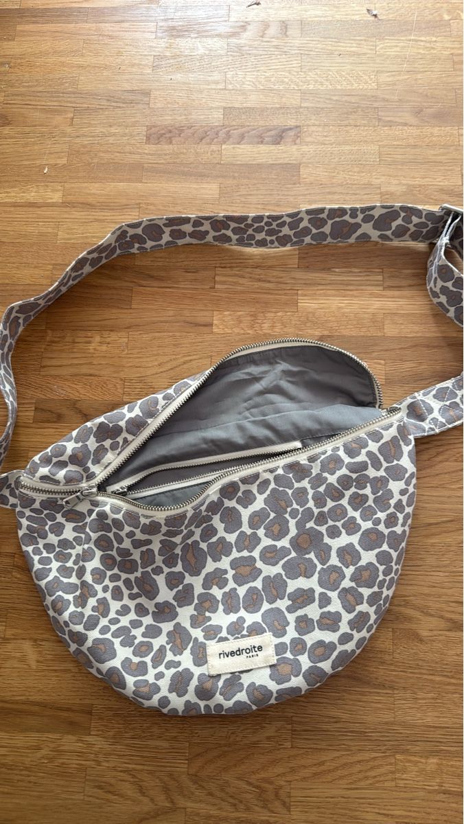Borse & Zaini: Crossbody bag Rivedroite leopard print new – Nuovo (secondo la descrizione) da Zürich venduto da cla_6p6z