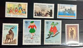 timbres neufs de Finlande 1990