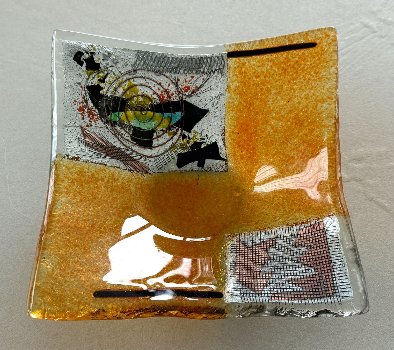 Piatti di portata: Glas-Schale orange-grau-schwarz – Usato da Frick venduto da Tartaruga-6 2