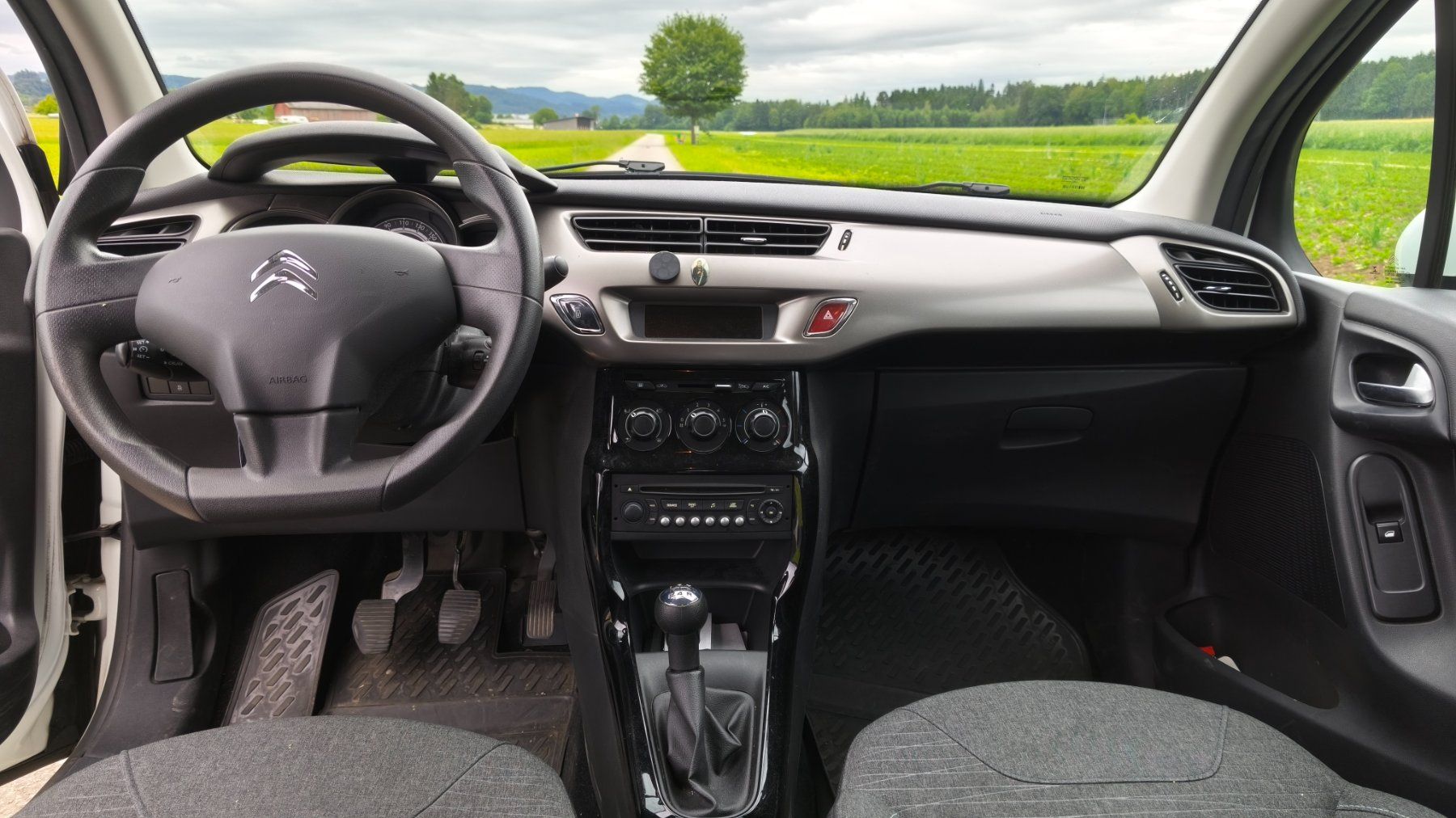 Citroën Automobili: Citroën C3 1.2i Séduction – Usato da Uster venduto da zooooom 8