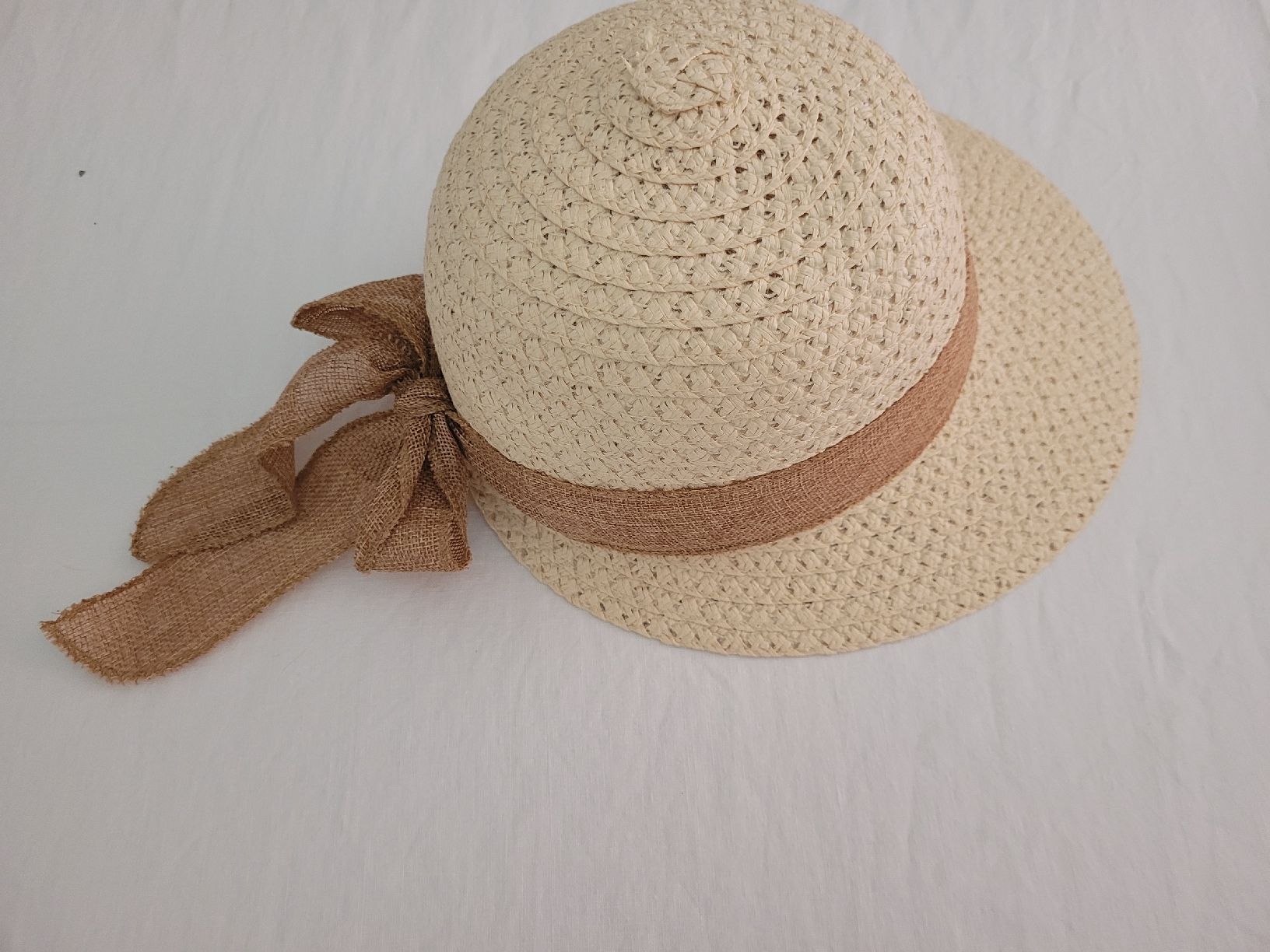 Hüte, Mützen & Caps: Wunderbarer Sommerhut mit Schleife – Gebraucht aus Bünzen von Milly32 1