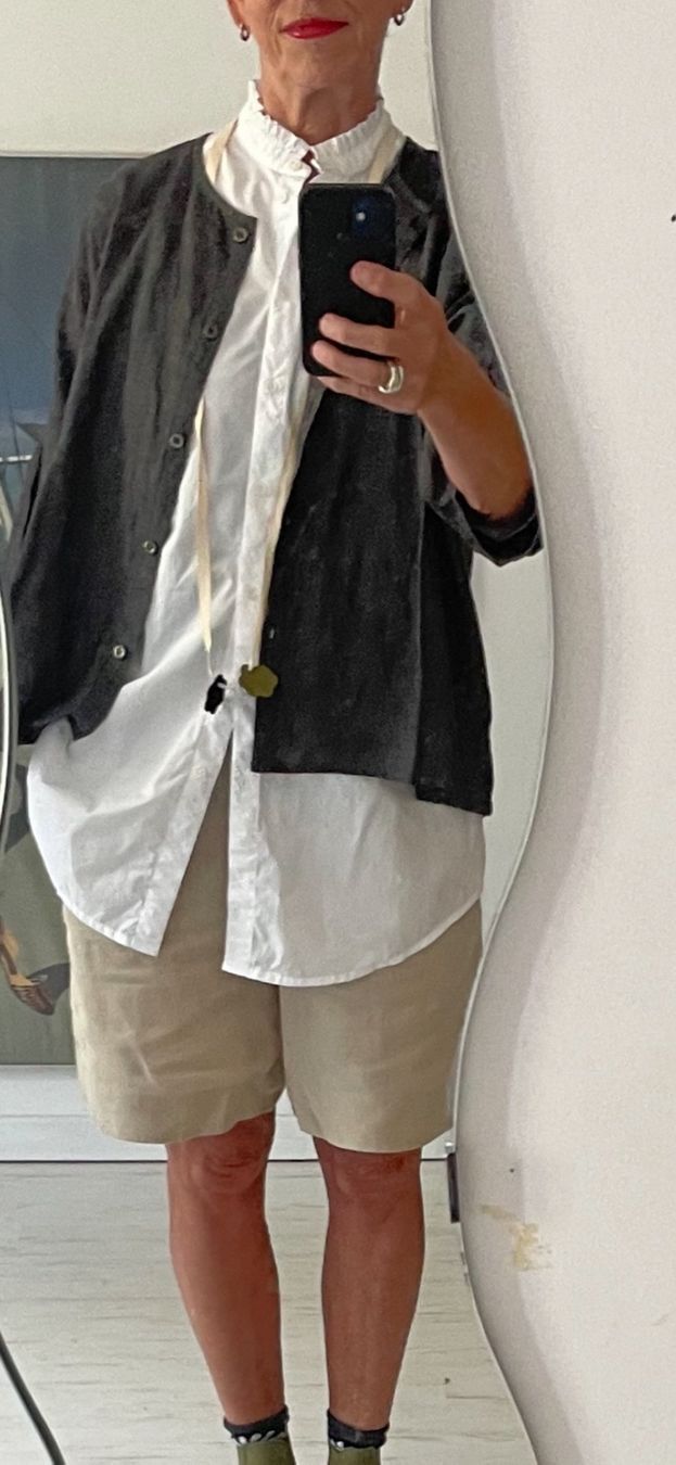 Esprit Camicette: Esprit Bluse 38 weiss Rüschenkragen – Nuovo (secondo la descrizione) da Bertschikon Gossau venduto da kel_wf2y 8