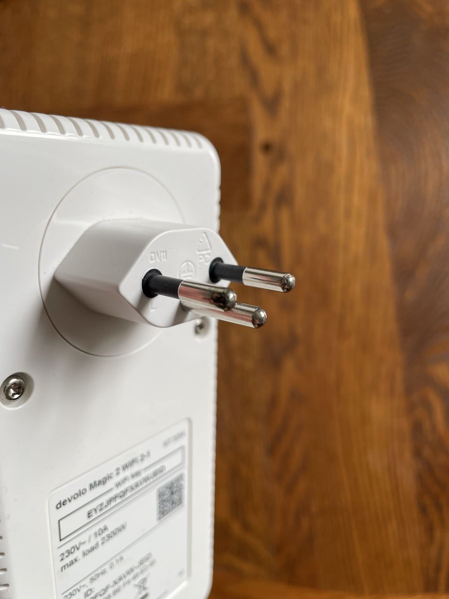 Devolo Laufwerke & Adapter: Devolo Magic 2 LAN + WiFi Set – Gebraucht aus Aarau Rohr von calgary90 2