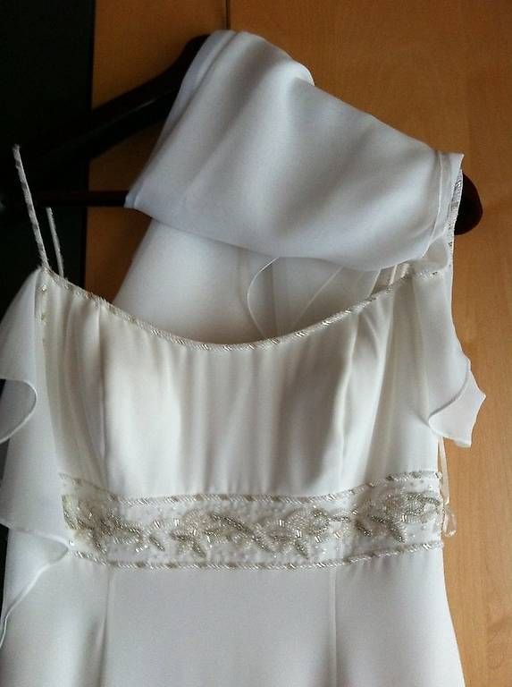 Kleider: Brautkleid – Gebraucht aus Brig von Minu014