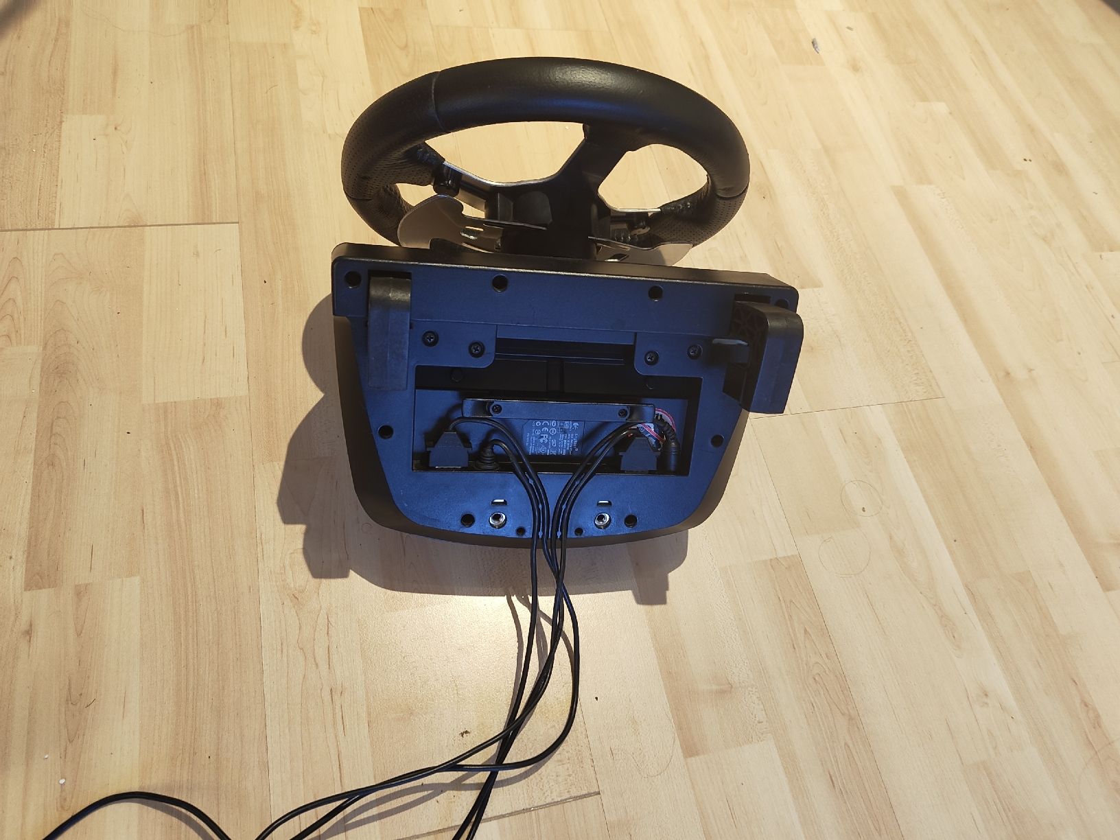 Logitech Manettes: logitech G25 Steering Wheel – D'occasion à Oberengstringen par Jully1896 6