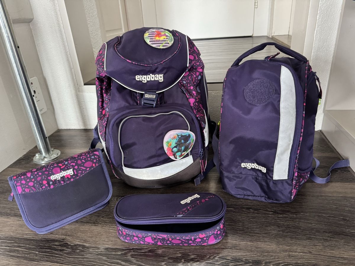Ergobag Borse & Zaini: Titel:   Ergobag Schulrucksack Set inkl. Etuis, Turnsack – Usato da Bazenheid venduto da _Orninda_ 6