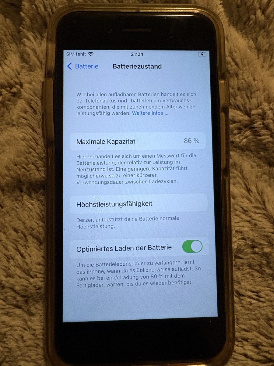 Apple Telefoni cellulari / Smartphones: defektes iphone zu verkaufen – Usato da uznach venduto da Idefix029 1