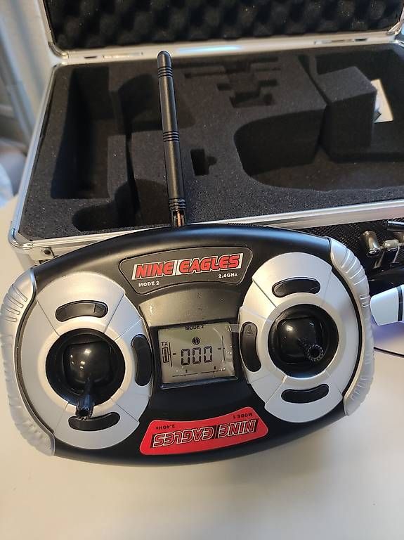 Modellismo RC: RC-Hubschrauber Nine Eagles Solo Pro V1 – Usato da Zürich venduto da Yevhenii. 3
