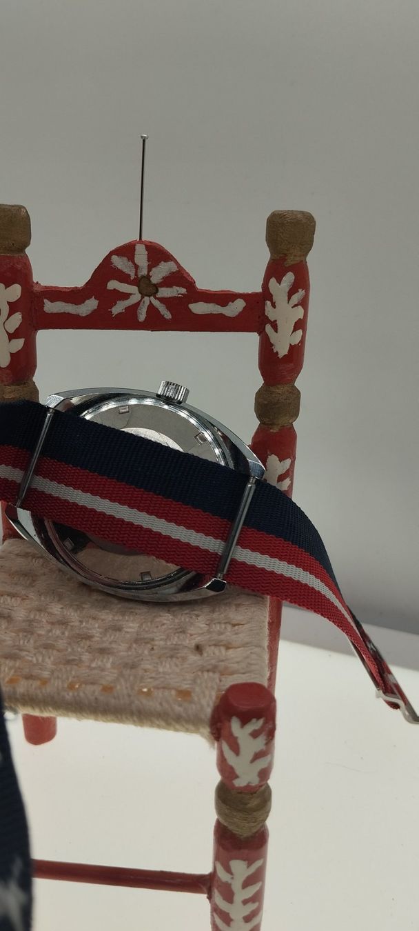 Orologi: Montre récupération – Usato da La Chaux-de-Fonds venduto da jac_9llg 6