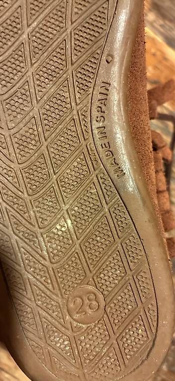 Schuhe für Jungen: Mocassin pointure 28  – Gebraucht aus Les Collons von gehaisse 2