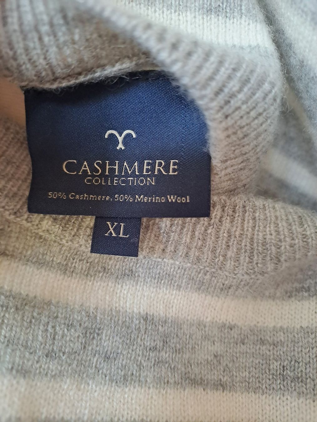 Pullover & Sweatshirts: Gestreifter Kaschmir-Pullover XL (eher M-L) – Gebraucht aus Volketswil von ronbons 7