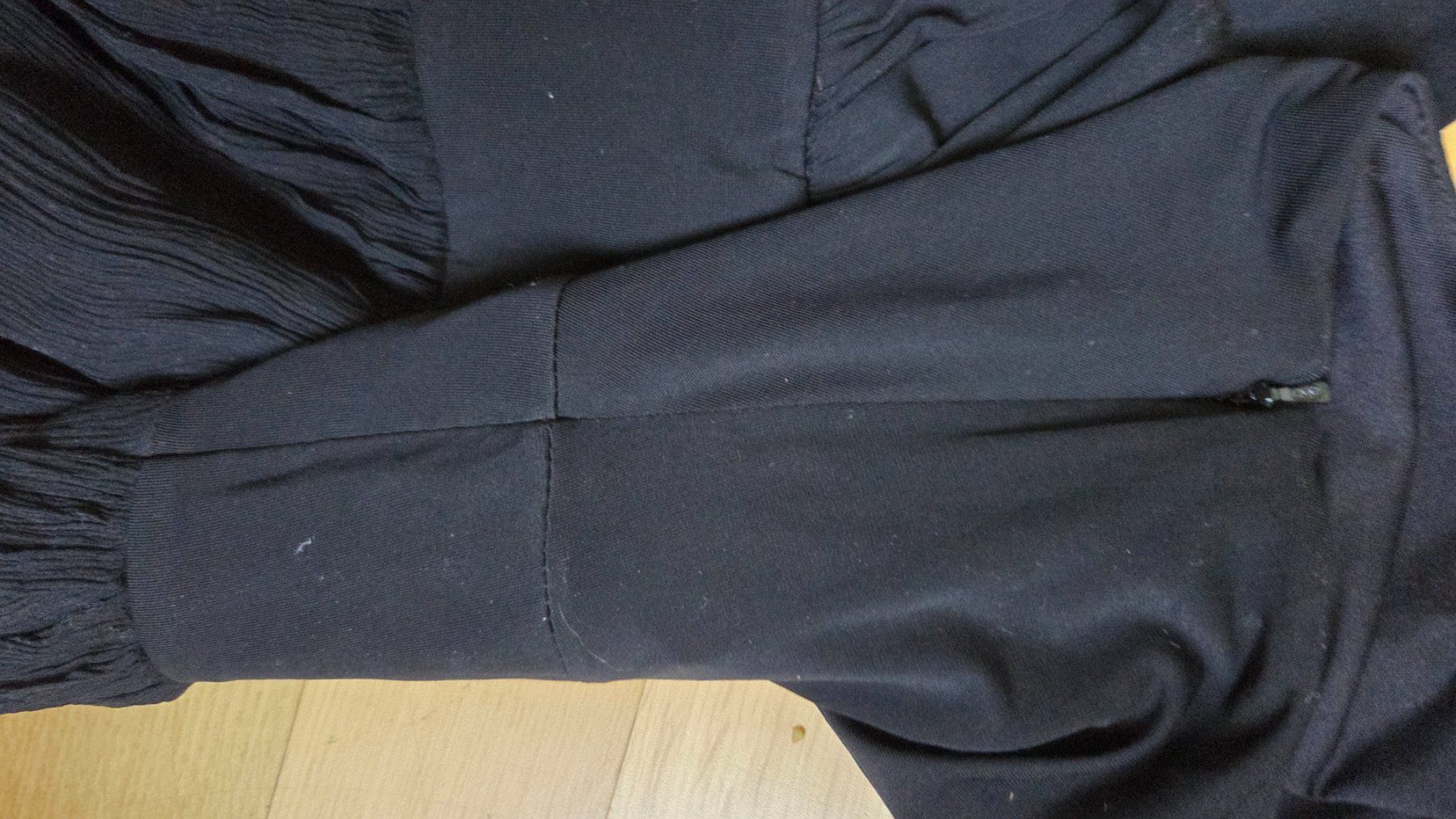 Vestiti: Schwarzes Sommer Cocktailkleid Grösse 12 – Usato da Fislisbach venduto da Maieriisli25 3