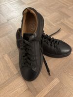 Herrenschuhe schwarz Größe 40