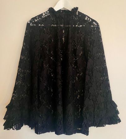 Spitzenoberteil in Schwarz, Gr. M/L