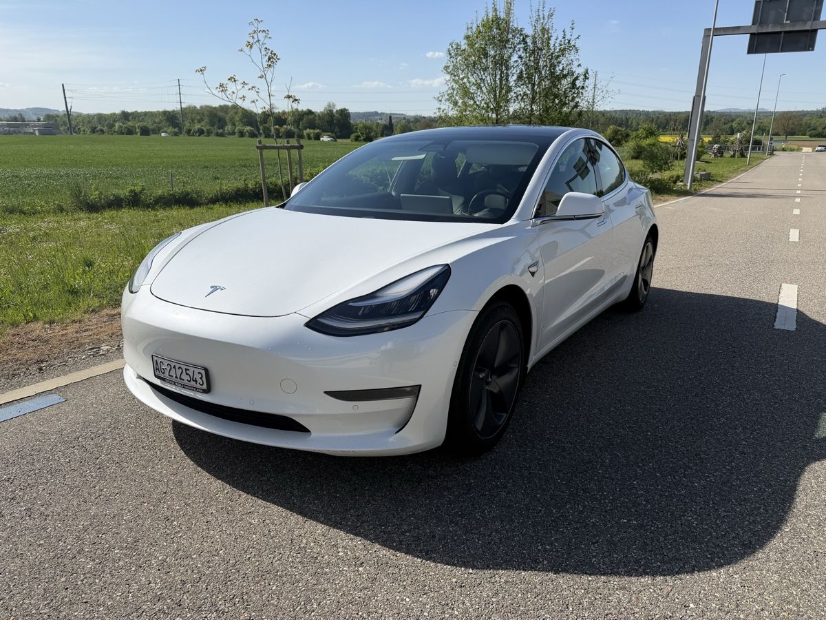 Tesla Autos: Tesla Model 3 Long Range – Gebraucht aus Eiken von hipopo