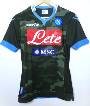 Third spécial, Napoli 2013-14, maillot vintage football