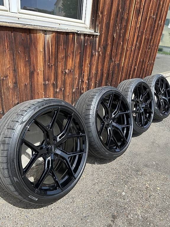 Vossen Cerchioni: Vossen 22" – Usato da Arbon venduto da V702