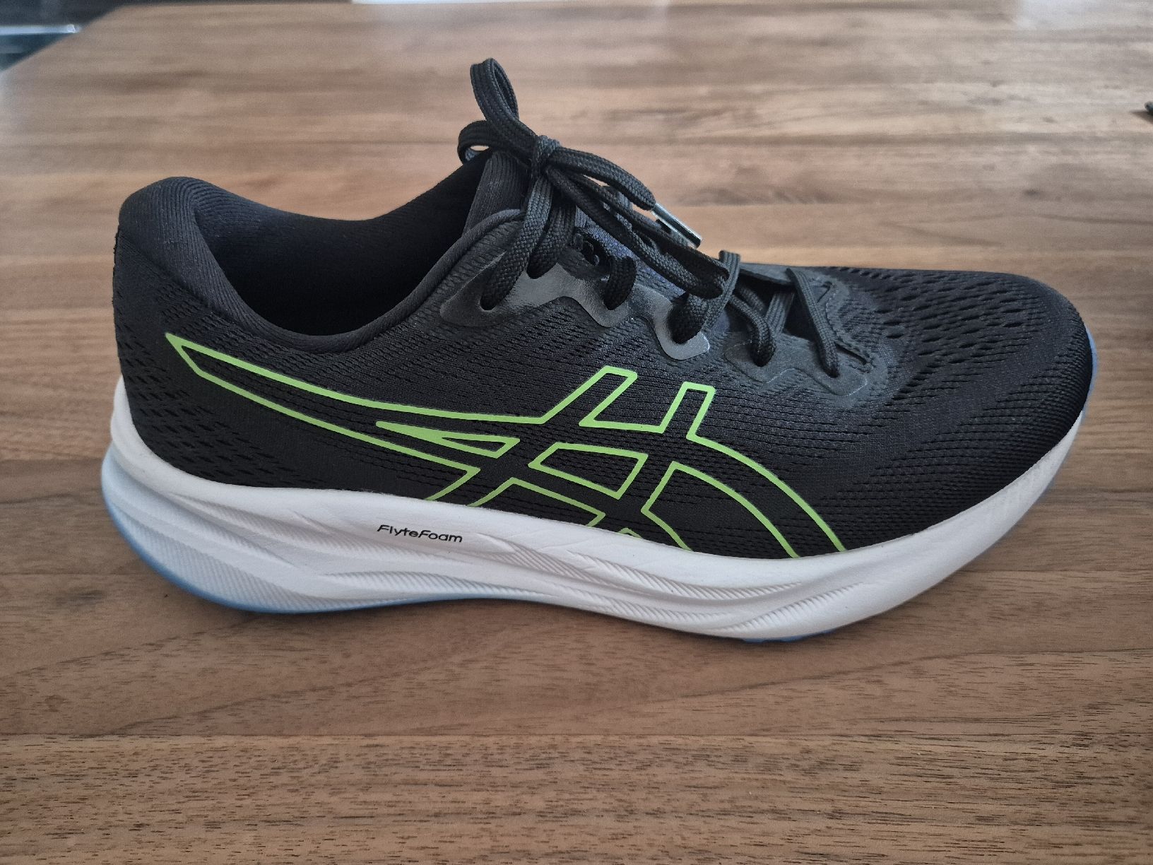 Asics Herrenschuhe: ASICS GEL-PULSE 15  Grösse 40.5 – Neu (gemäss Beschreibung) aus Näfels von Chanel.05
